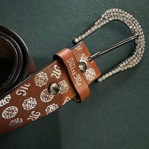 Miss me leather belt